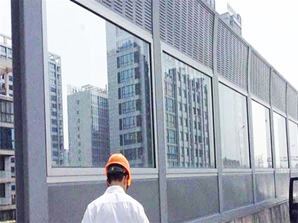 城市市政交通聲屏障